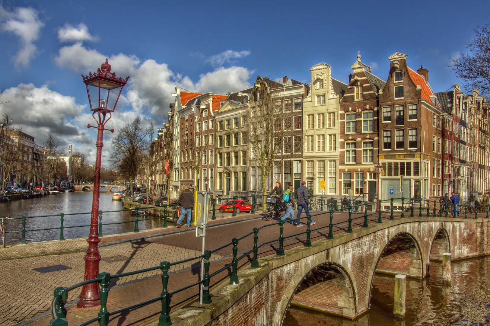 Een appartement bekijken in Amsterdam