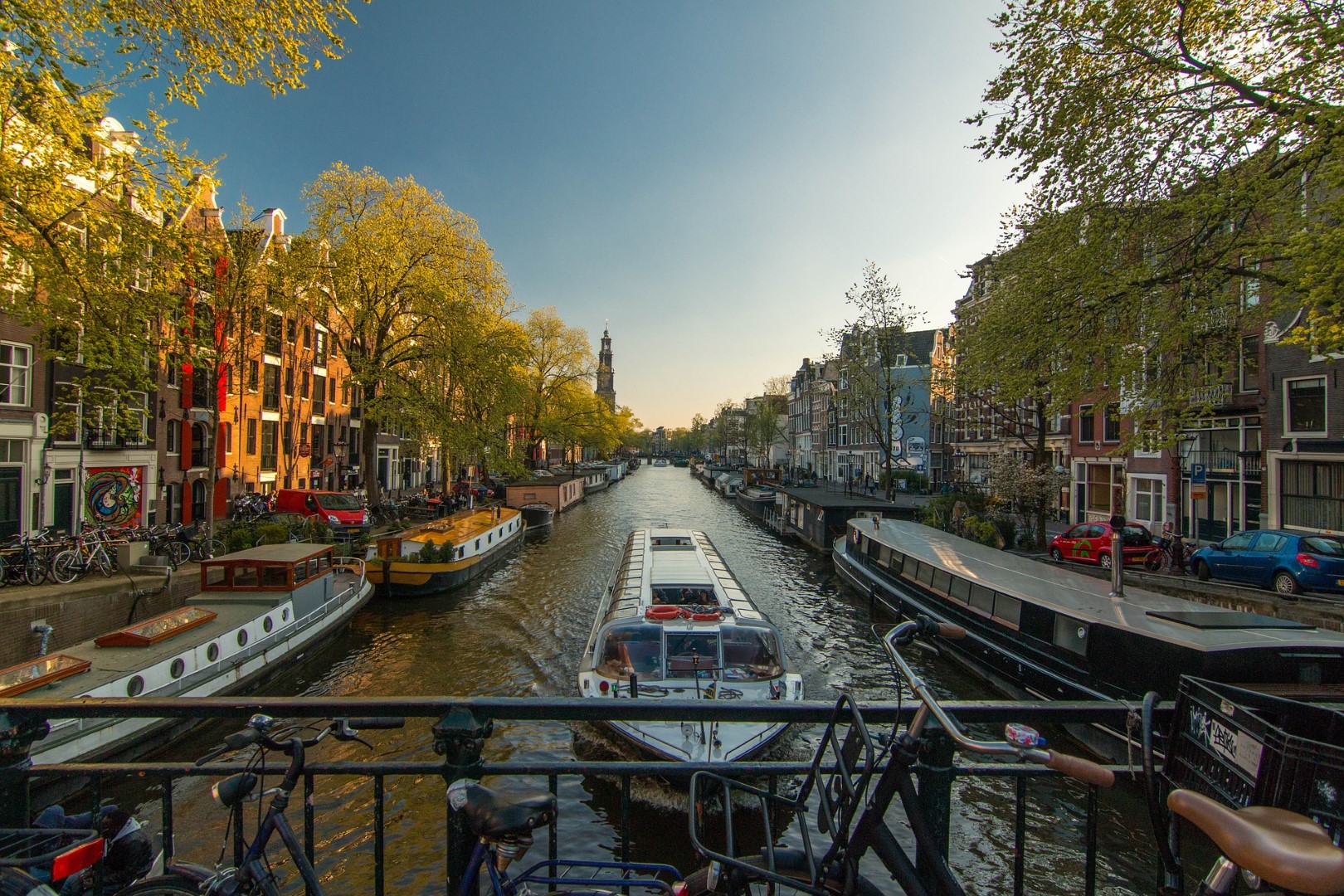 4 Things You Need to Know Before You Move to Amsterdam